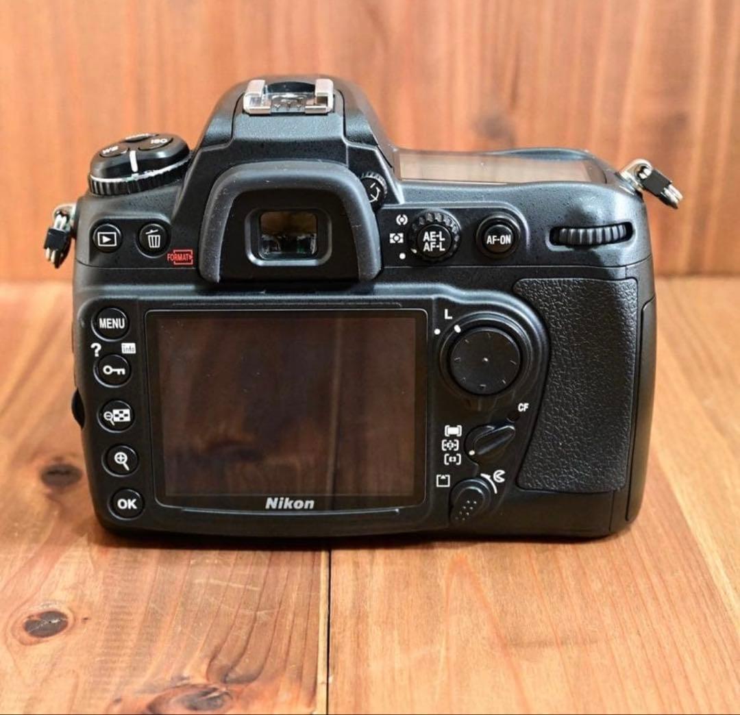 Nikon D300＋レンズ付き　今だけ特別セール！