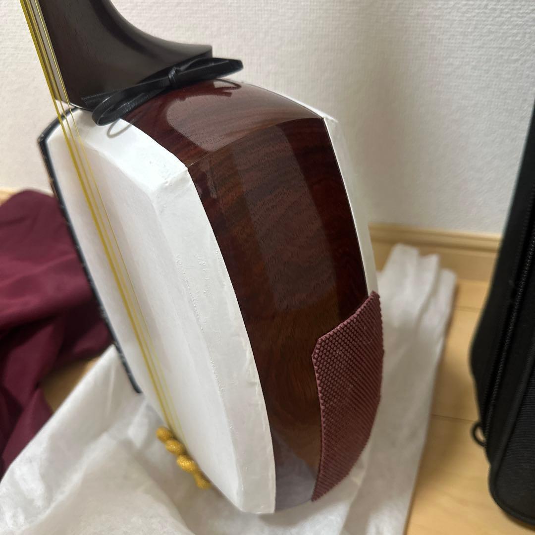 【美品】（特上）津軽三味線セット 紫檀 本体とケース