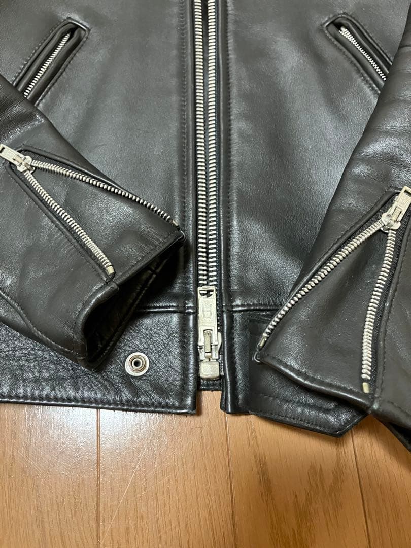 ６６６トリプルシックス　シングルライダース　ブラック３２インチ