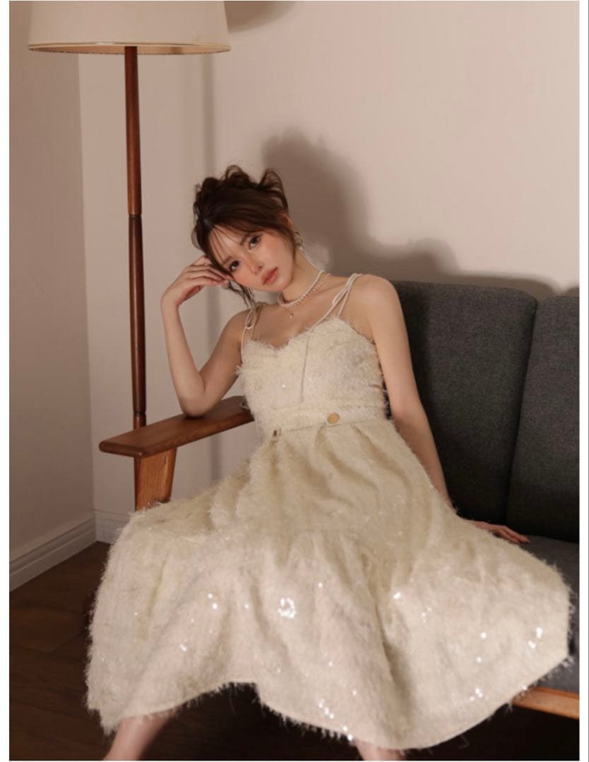 ローブドフルール スパンコールチュールフレア