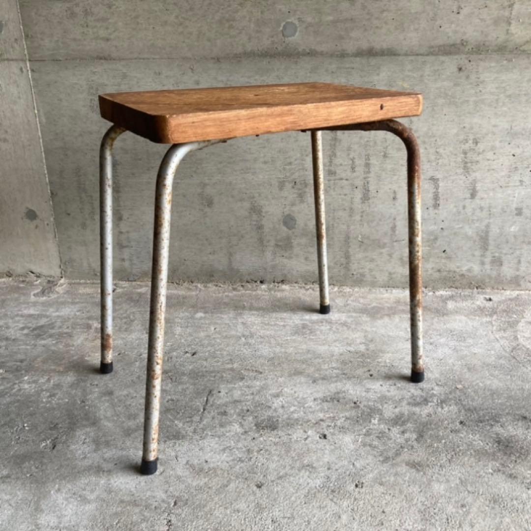 古いスツール チェア 椅子 サイドテーブル 置物台 木製 鉄製 アイアン レトロ