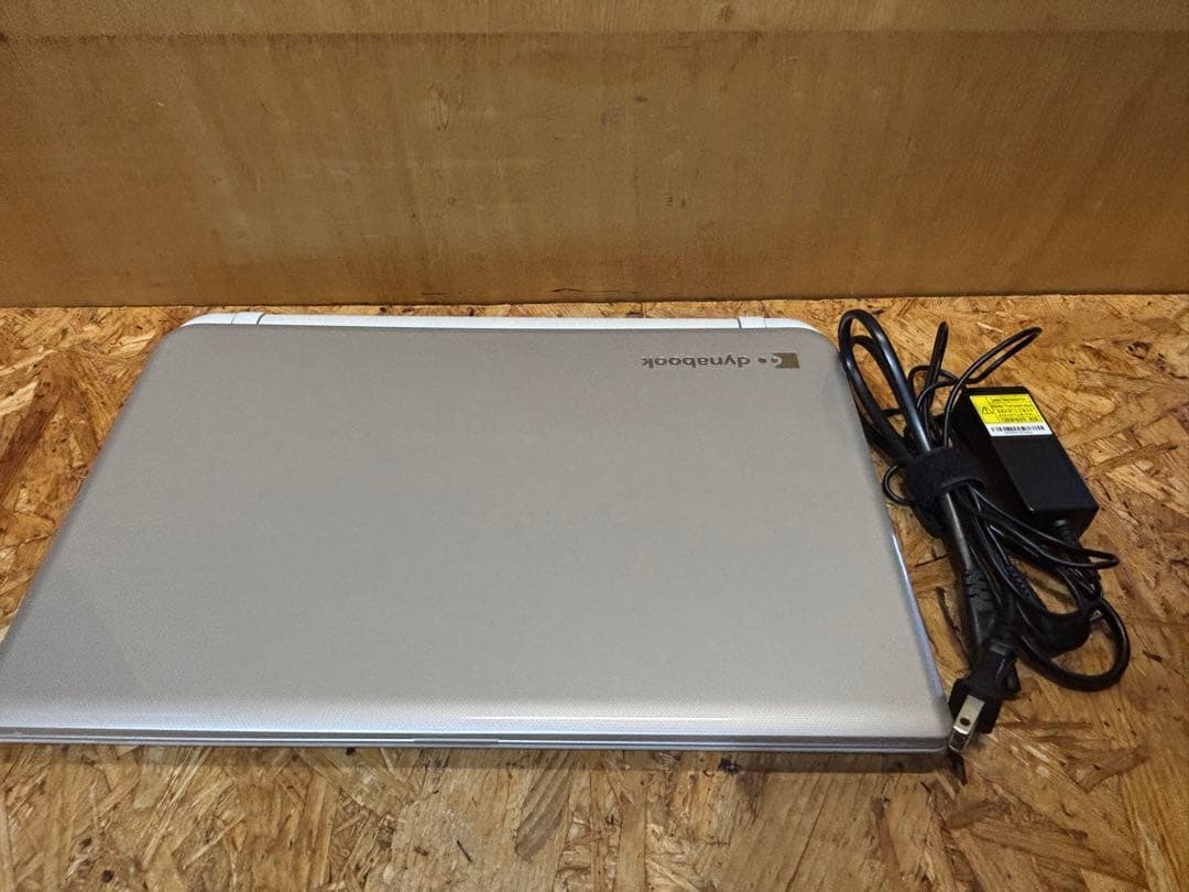 Dynabook T75 ノートパソコン PT75NGP BHA i7