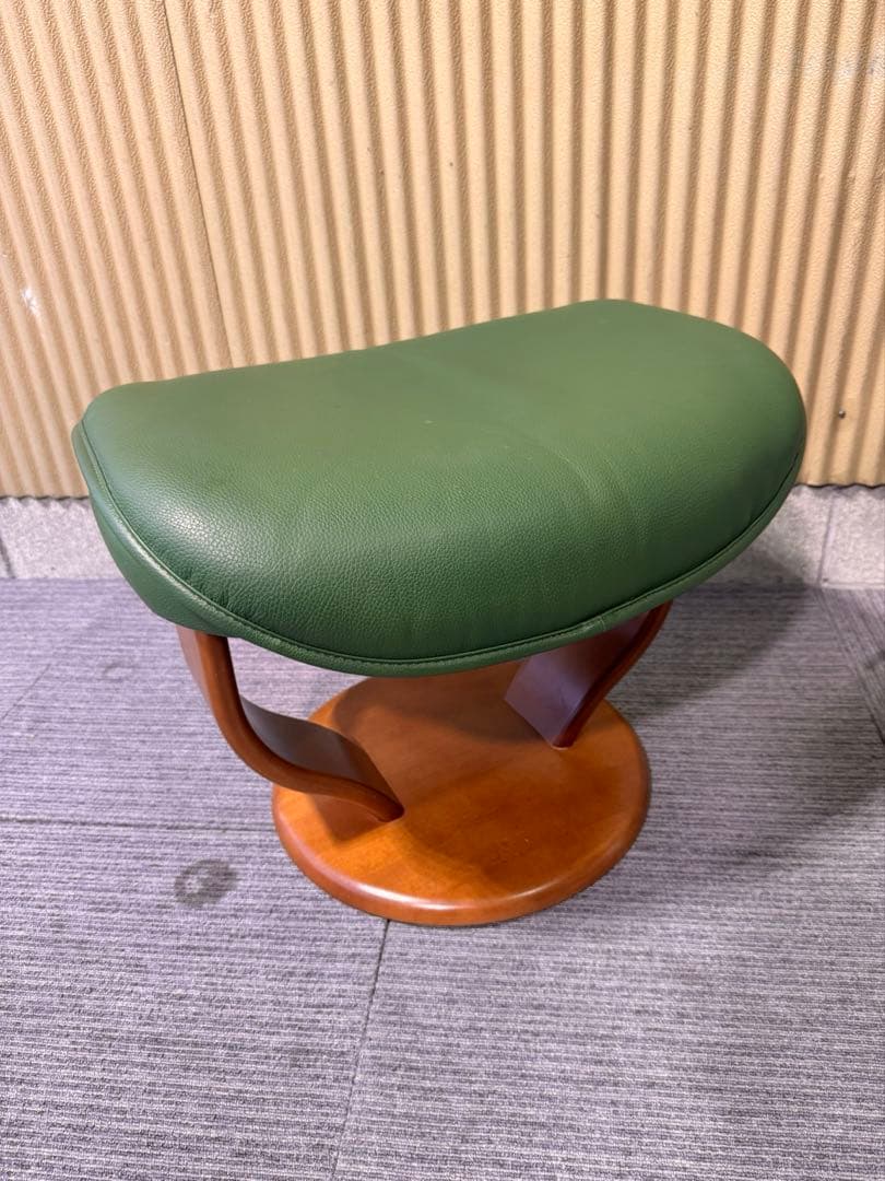 美品　カリモク　オットマン　リクライニング　パーソナルチェア　RT56