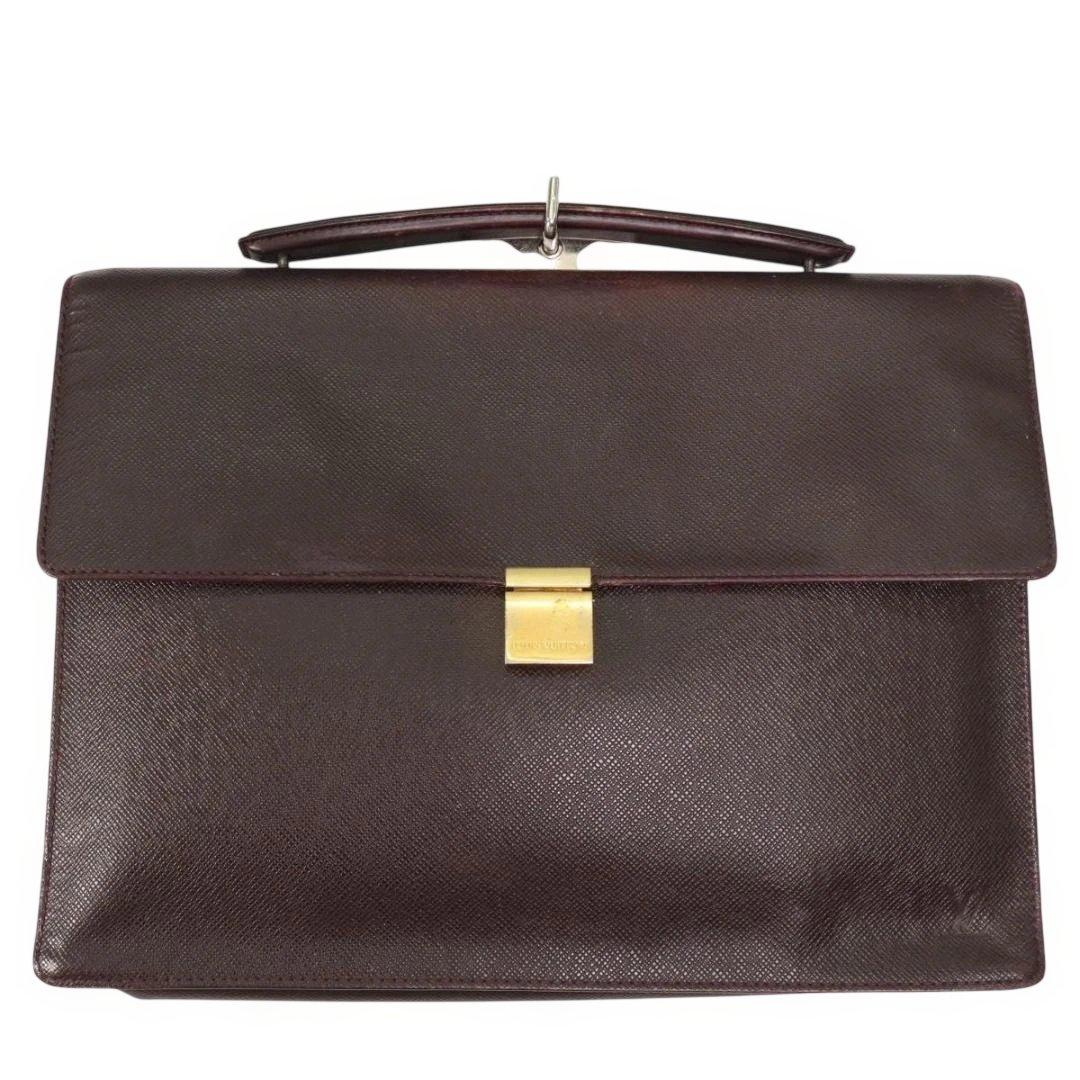Louis Vuitton エピ セルヴィエット コンセイエ　ビジネスバッグ 茶