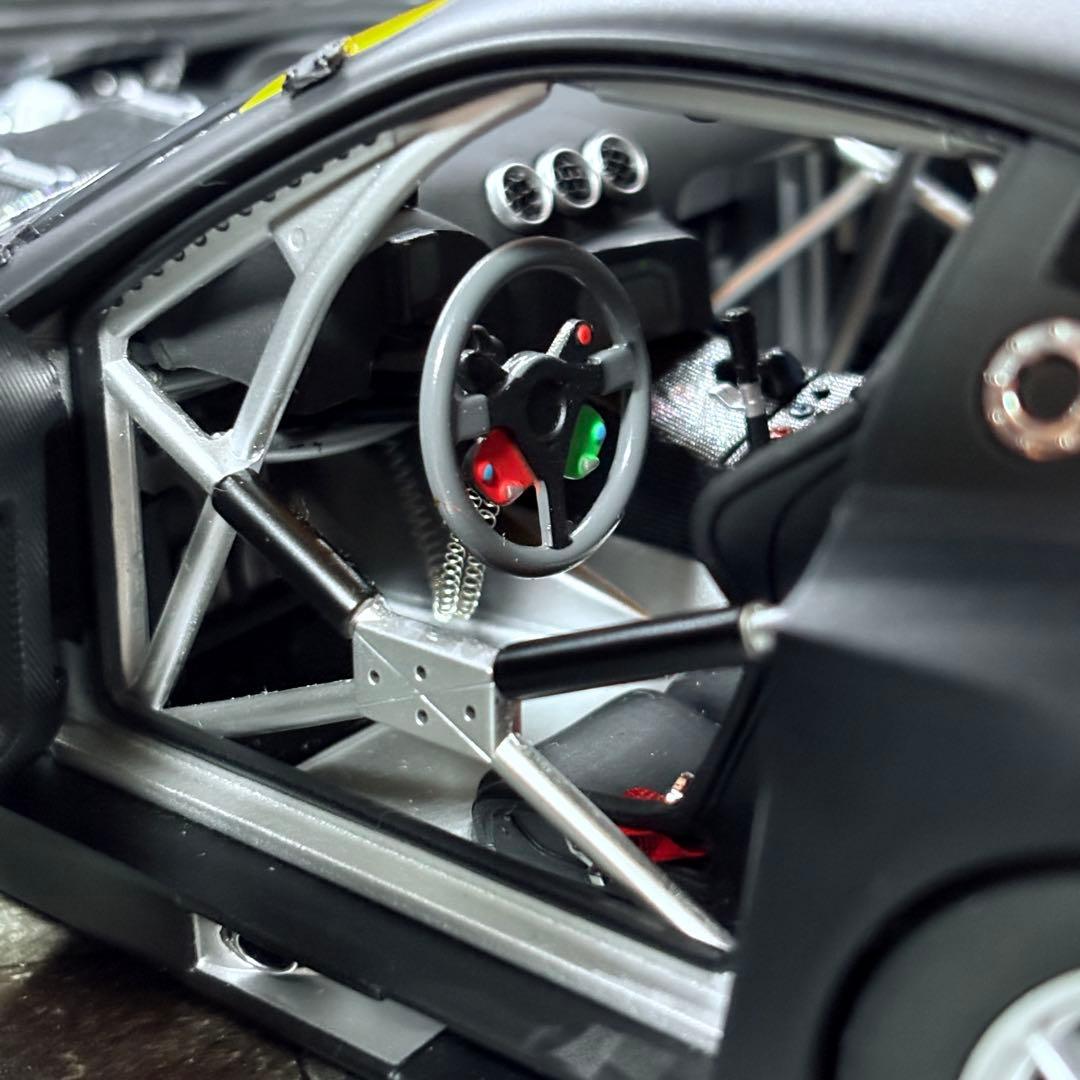 ワンオフカスタム 1/18 京商 フェラーリ 575 GTC エヴォルツォーネ