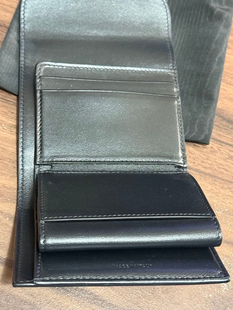 即購入OK✨美品✨CELINE✨黒 レザー ✨二つ折り財布✨