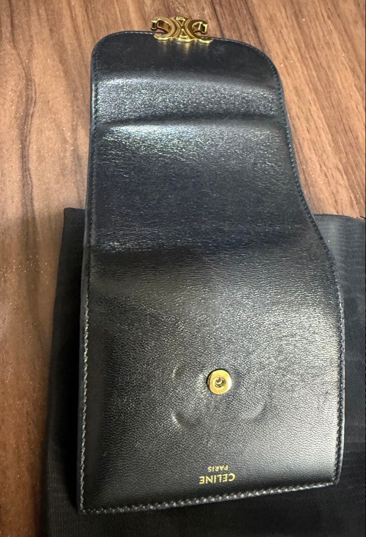 即購入OK✨美品✨CELINE✨黒 レザー ✨二つ折り財布✨