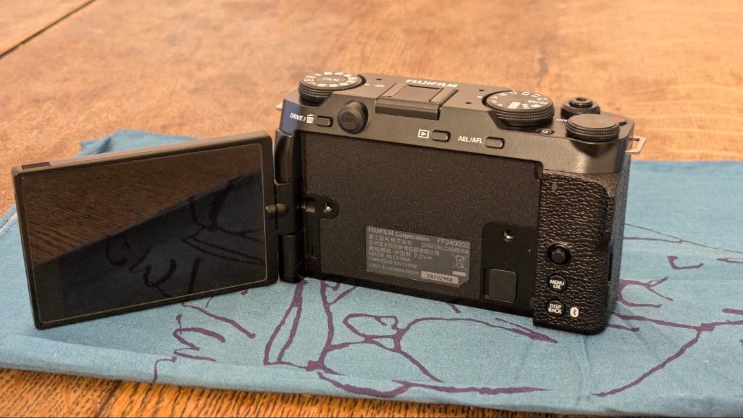 【美品】FUJIFILM X-M5 ミラーレスカメラ 本体