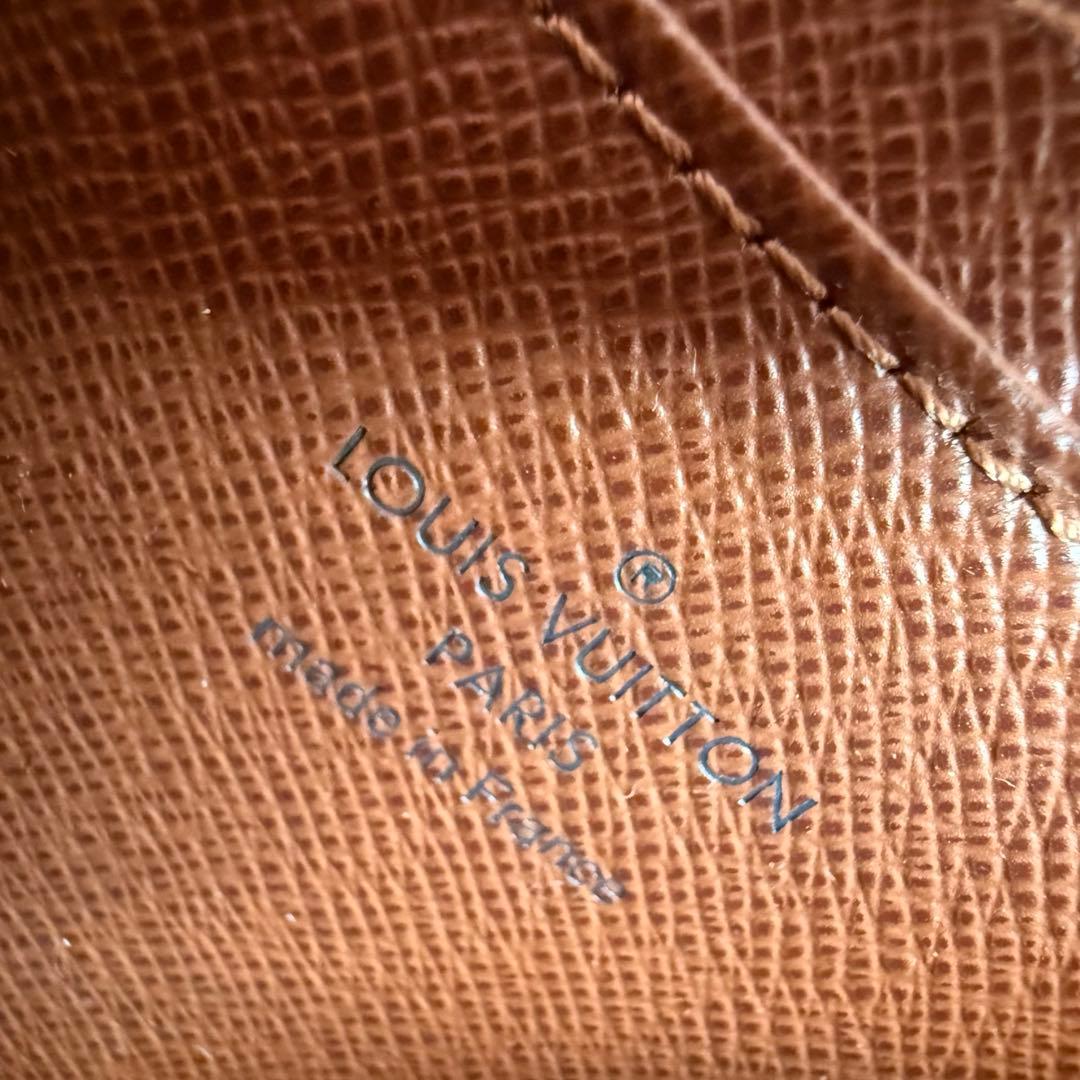 ルイヴィトン ジッピー ラウンド 小銭入れ モノグラム カード ケース