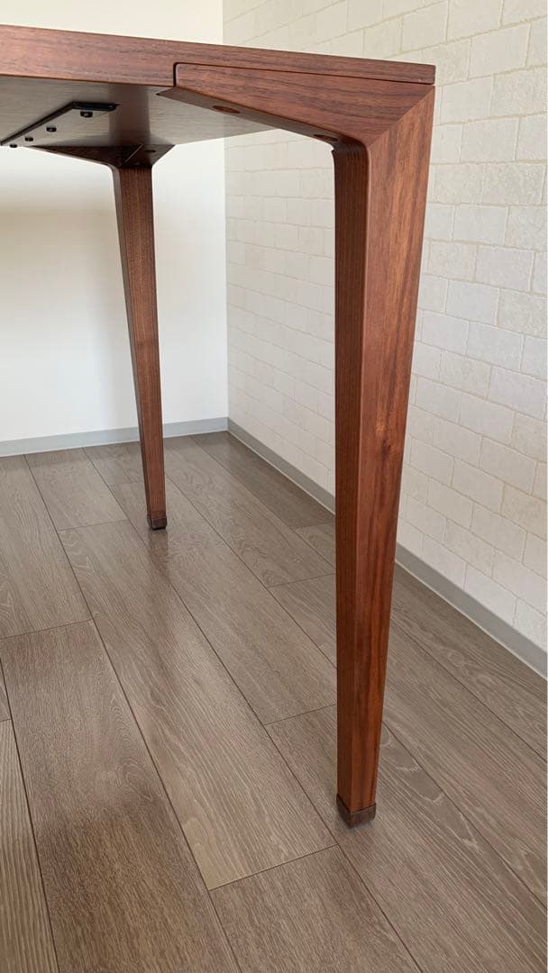 日進木工 フォルムス ダイニングテーブル