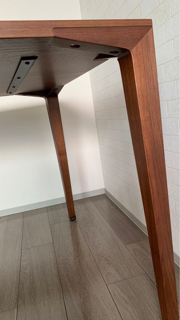 日進木工 フォルムス ダイニングテーブル