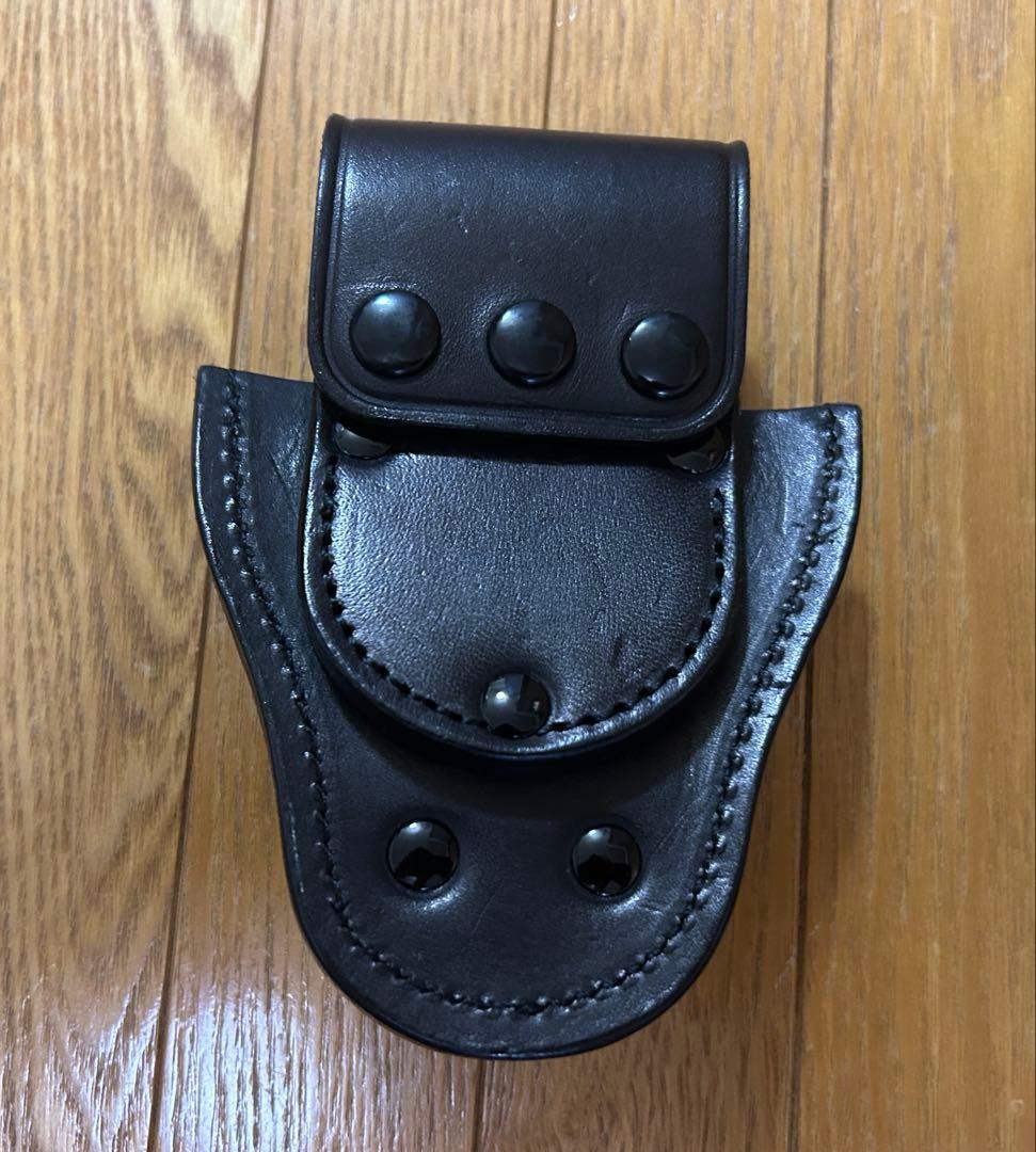 警視庁型　手錠　ホルダー　ホルスター