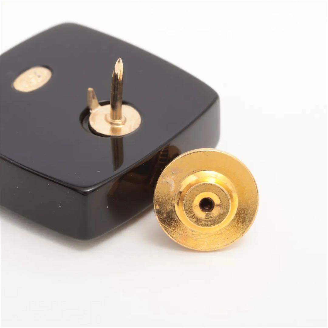 CHANEL メイクアップ　05P ピンブローチ　アイシャドウ　ブラック