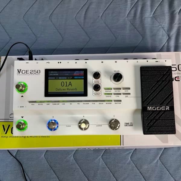 MOOER GE250 アンプモデリング・マルチエフェクト