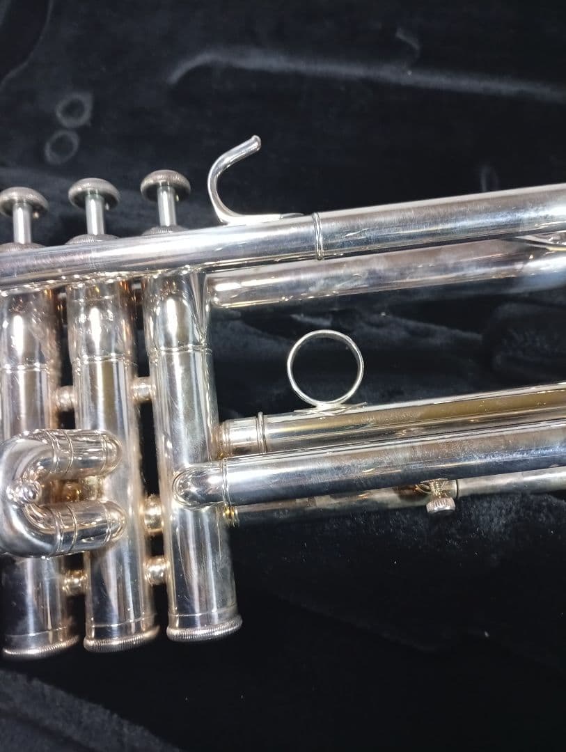 YAMAHA YTR4335G トランペット 本体　純正ケース付き