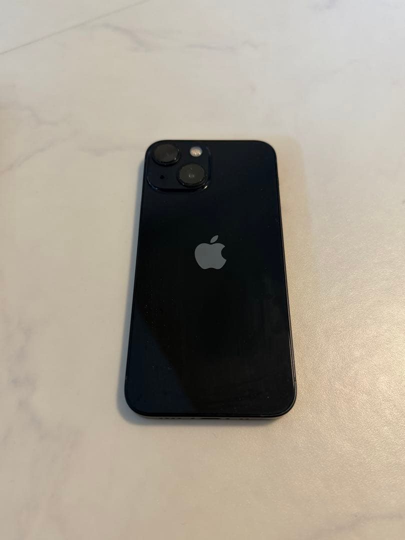 Apple iPhone 13 mini 本体 + ケース