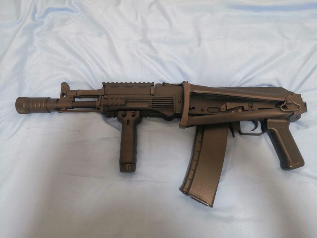 次世代電動ガン AK102 東京マルイ　バッテリー等付属