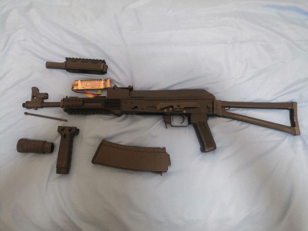 次世代電動ガン AK102 東京マルイ　バッテリー等付属