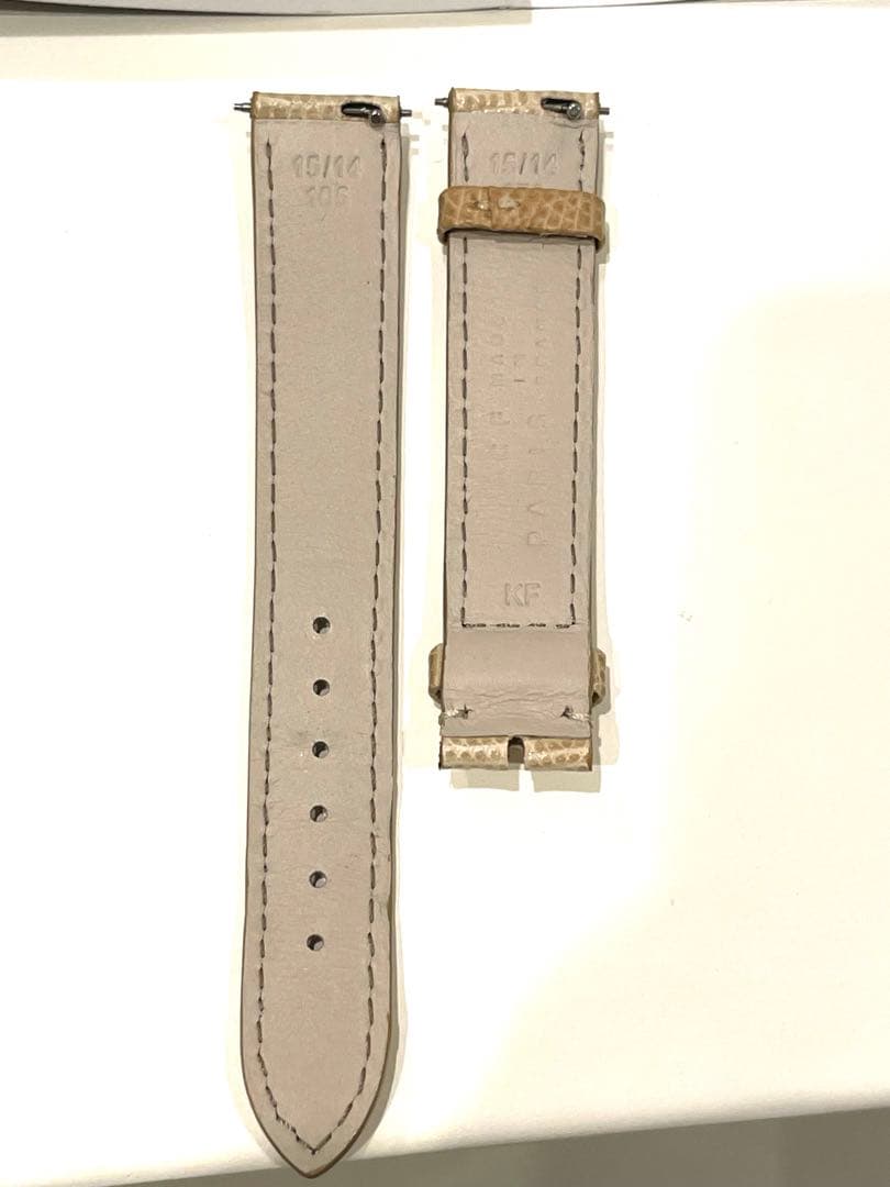 カミーユフォルネ　ストラップ