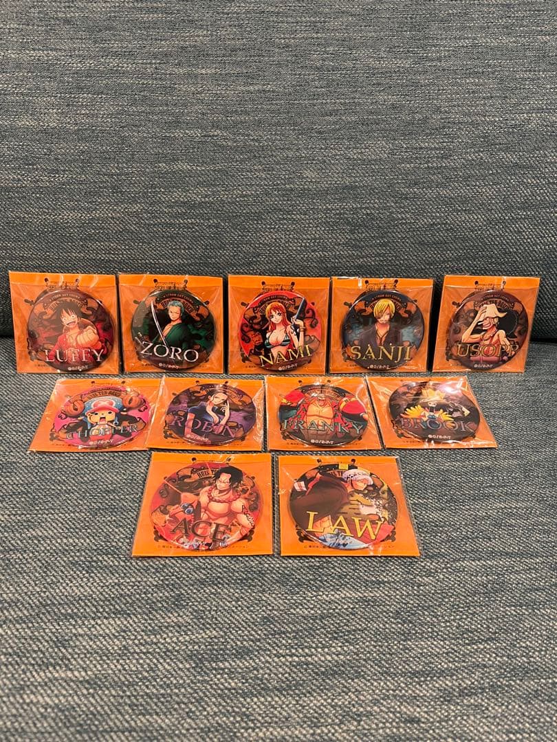 ワンピース　ONE PIECE 輩　缶バッジ　ハウステンボス　限定　ロー　エース