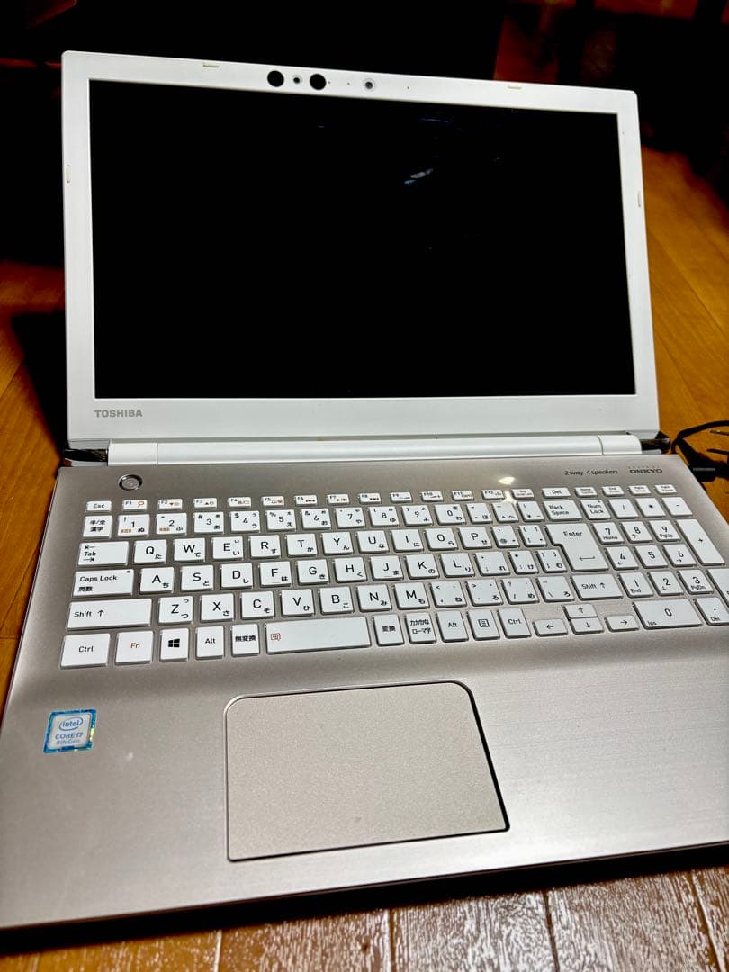 TOSHIBA dynabook T75（15.6インチ）