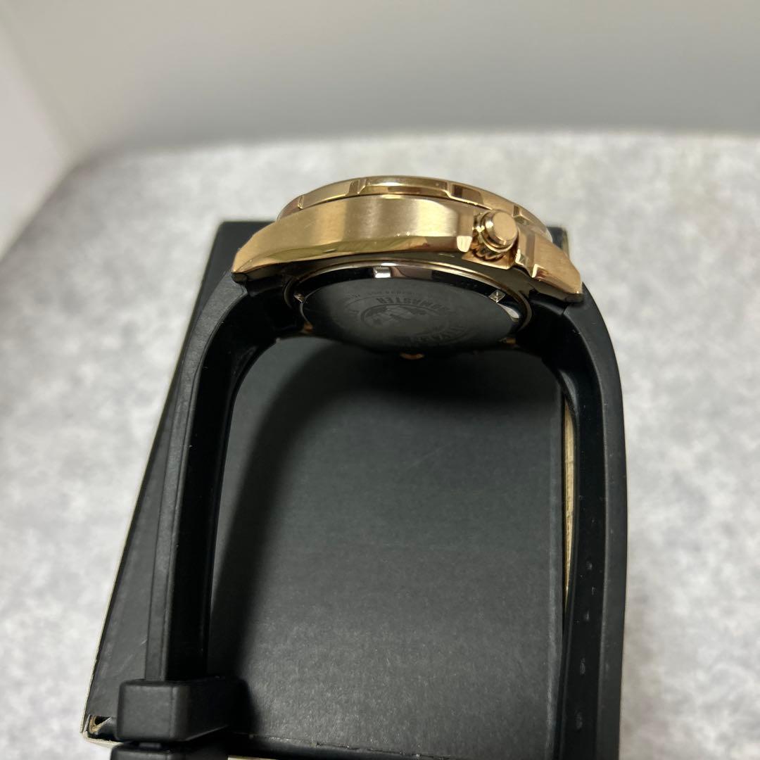 シチズンc660ブラック/ゴールド クロノグラフ 時計シチズン