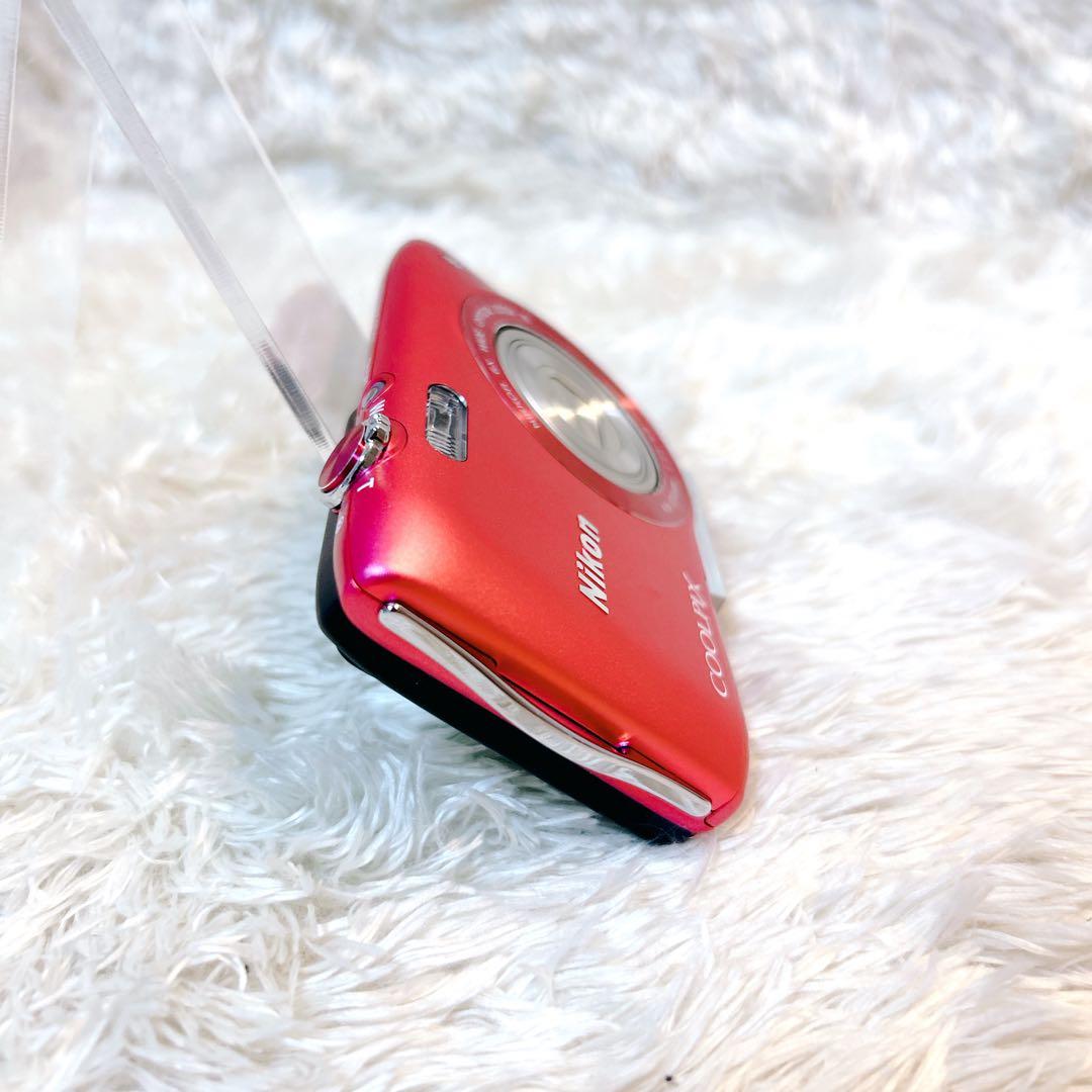 【極美品】NikonニコンCOOLPIX S3300 ピンク　説明書付きコンデジ