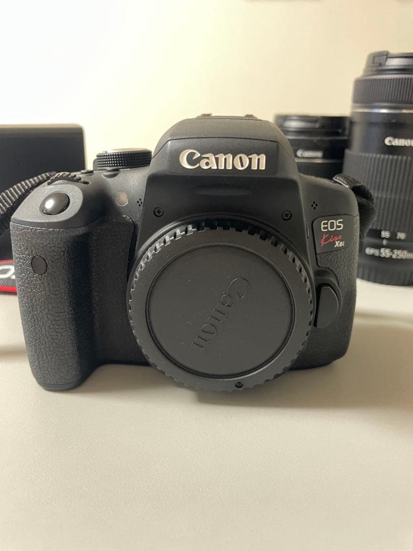 Canon EOS KISS X8i EOS KISS X8I(W) Wズーム