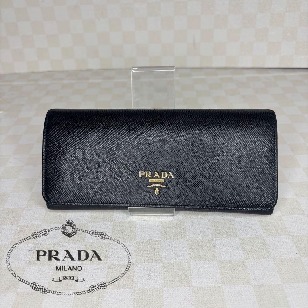極美品　PRADA プラダ　長財布　二つ折り　M08