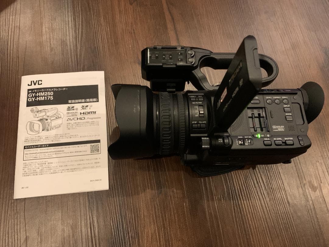 【美品】【使用時間短】JVC GY-HM175 4K 業務用ビデオカメラ