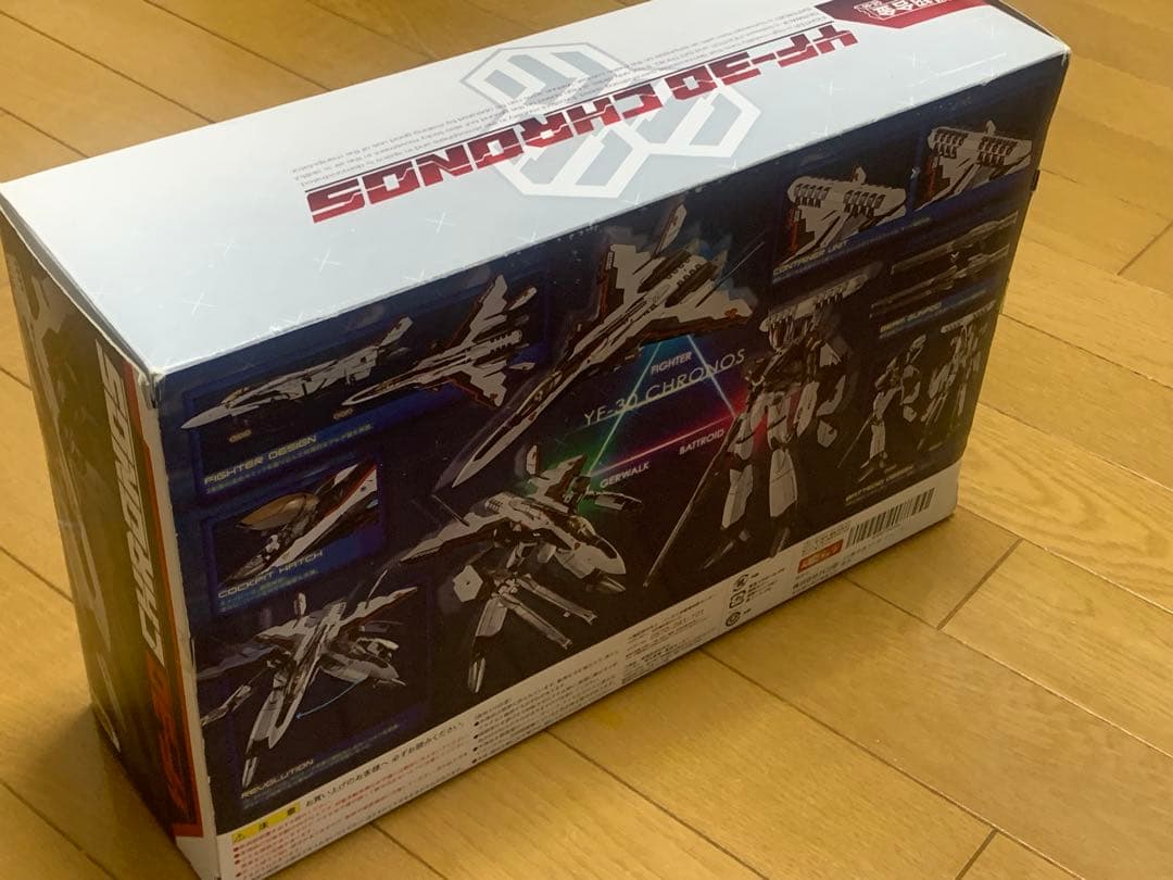 【中古品】バンダイ DX超合金 YF-30 クロノス
