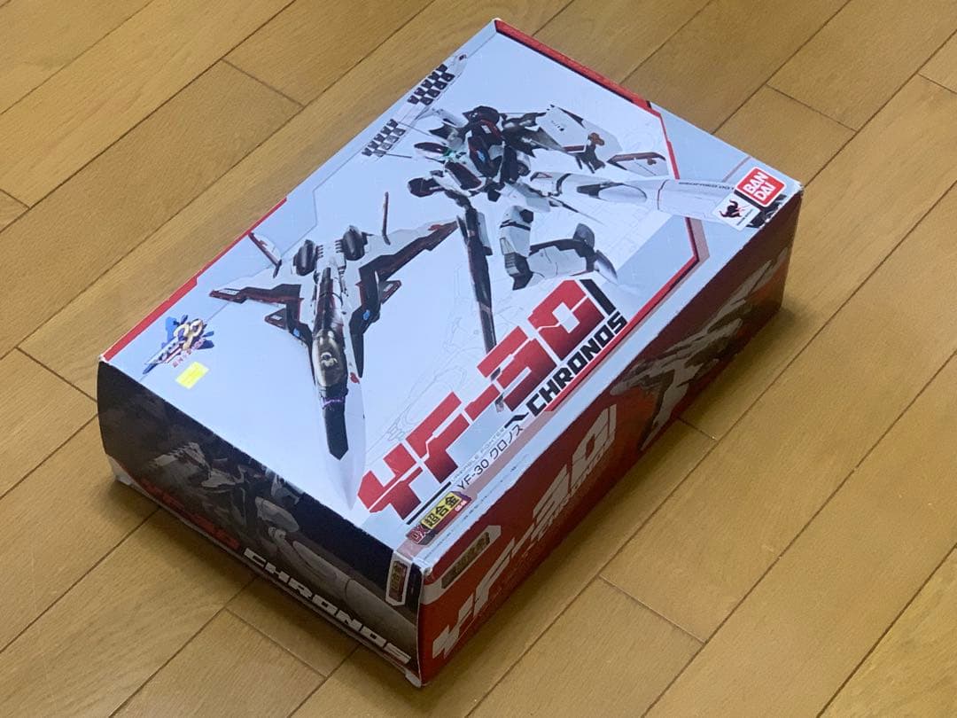 【中古品】バンダイ DX超合金 YF-30 クロノス