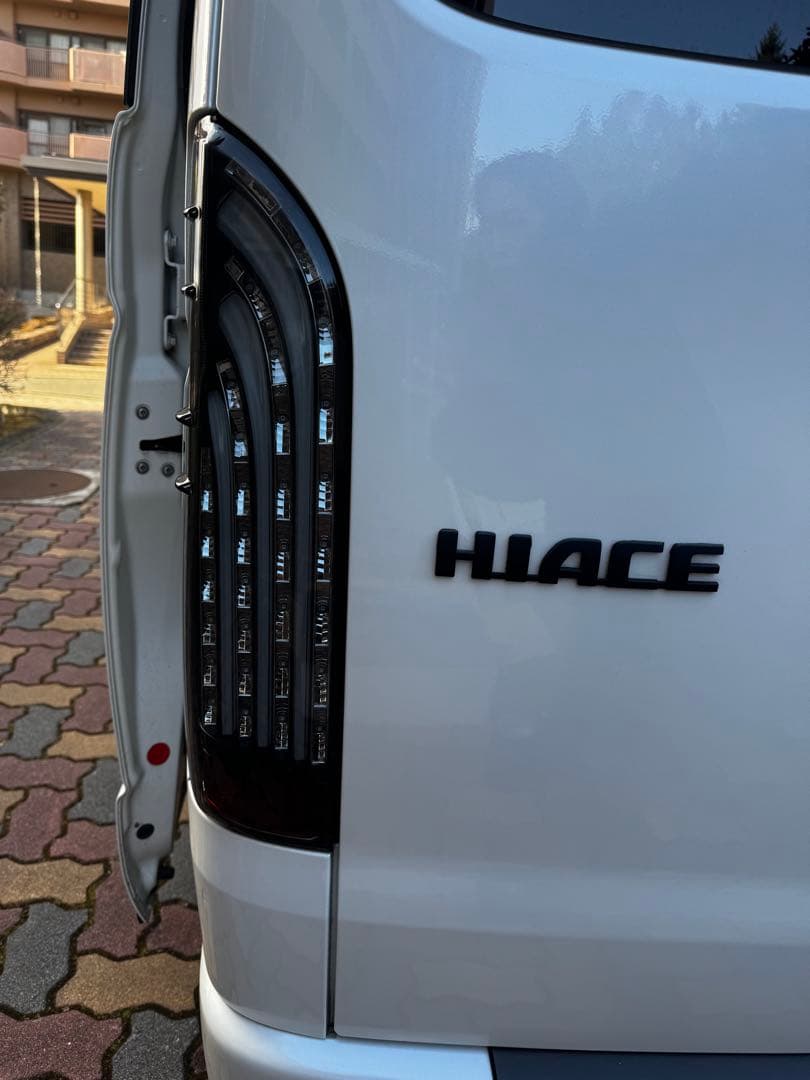 ハイエース LEDテールランプ 2個セット