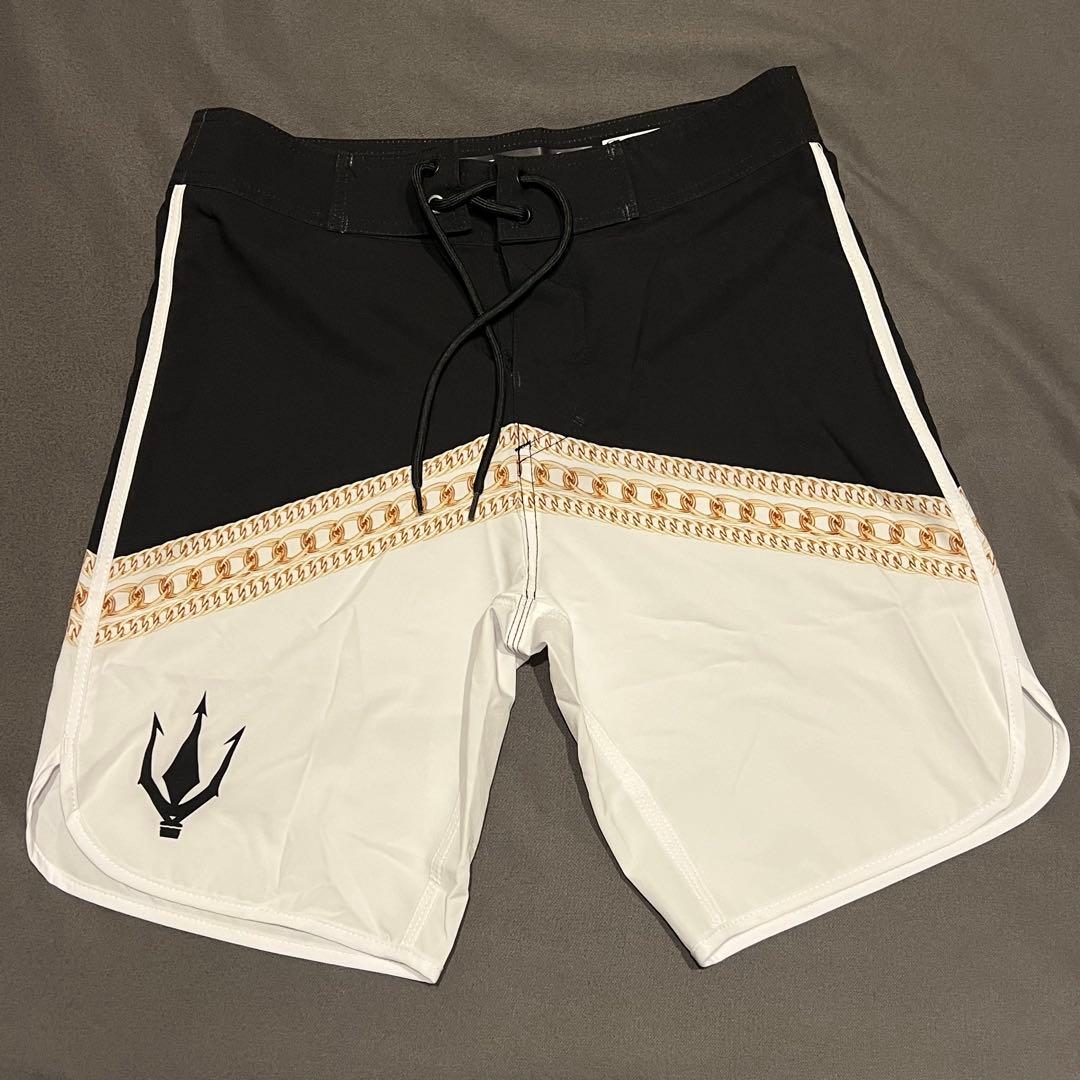 新品未使用 28インチ FIEDサーフパンツ ボードショーツ フィジーク