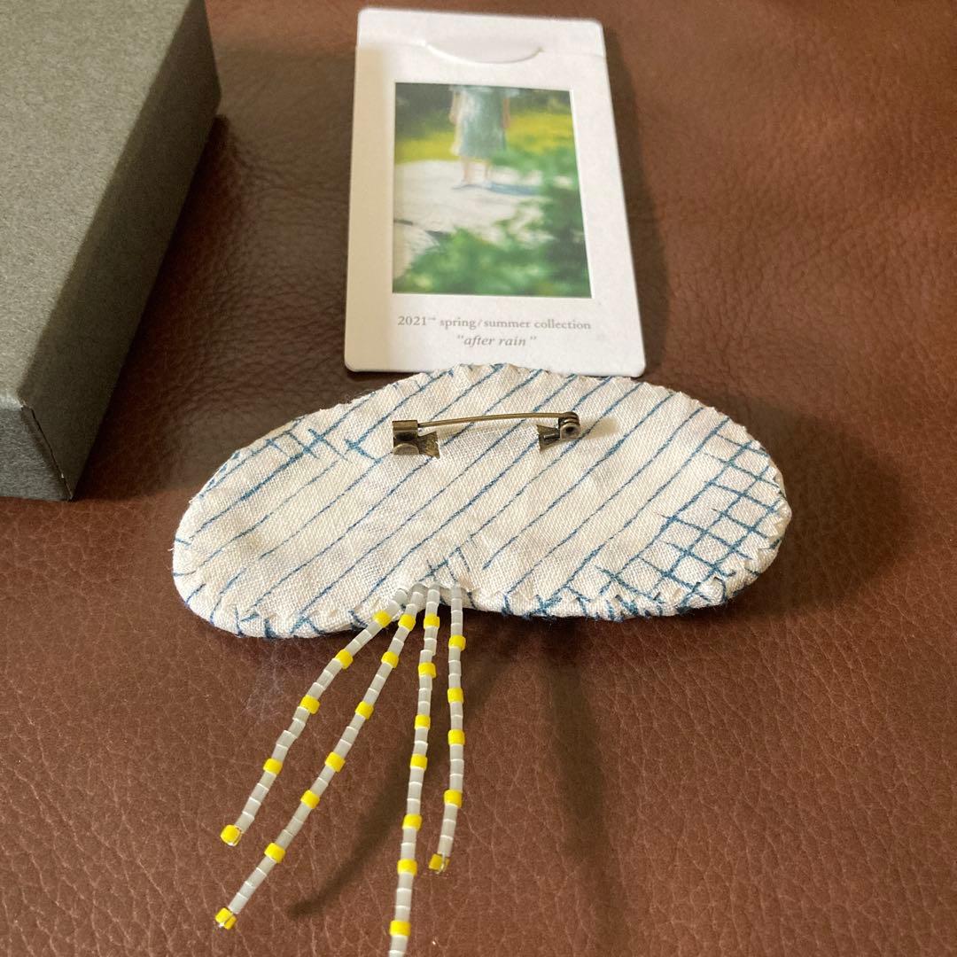 ミナペルホネン　after rain ブローチ　新品