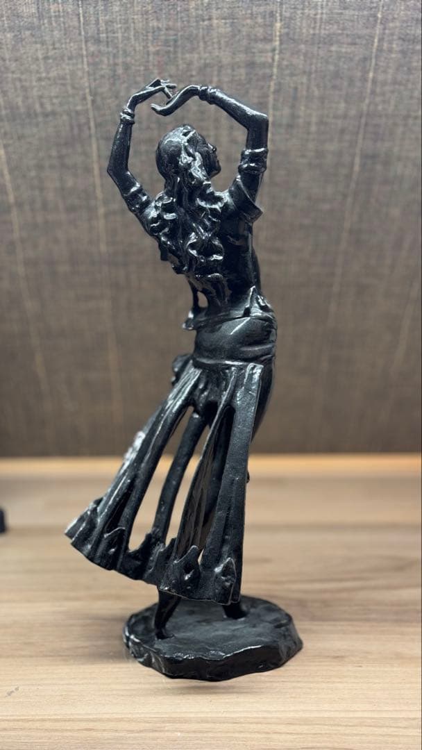 マイヤ・プリセツカヤ バレリーナ像『ホヴァーンシチナ』カスリ鋳鉄 1981年