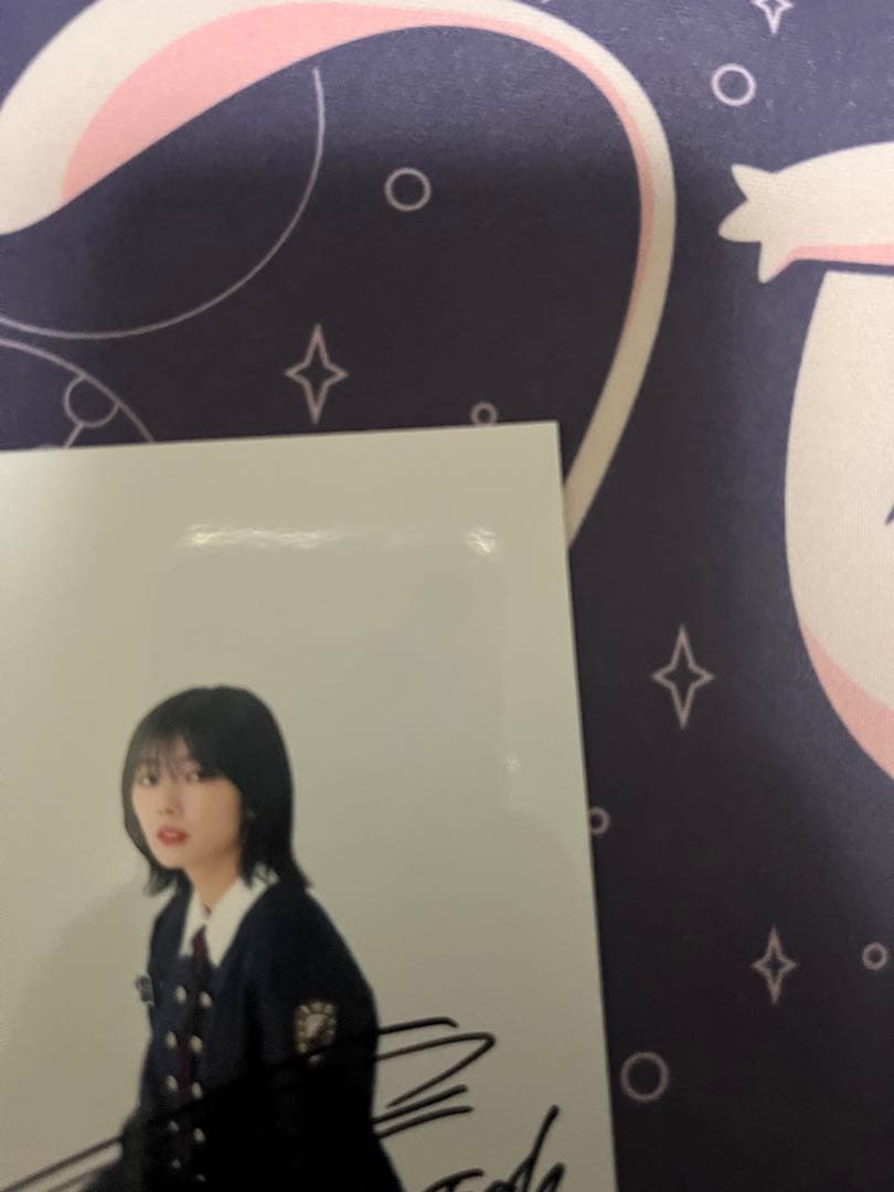櫻坂46 藤吉夏鈴 「承認欲求」秘蔵生写真 直筆サイン入り(当選報告書付)