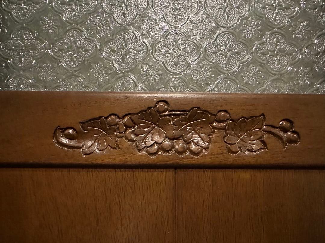 アンバーガラススクリーン　衝立　パーテーション　葡萄