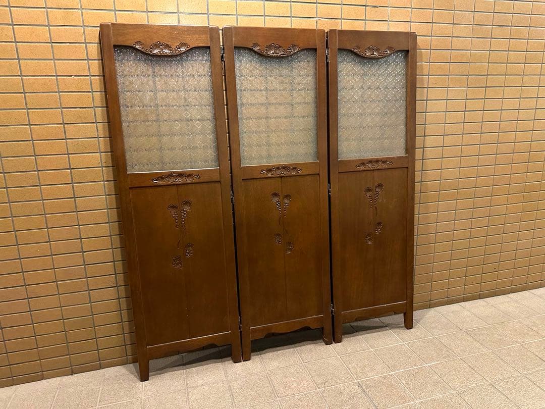 アンバーガラススクリーン　衝立　パーテーション　葡萄