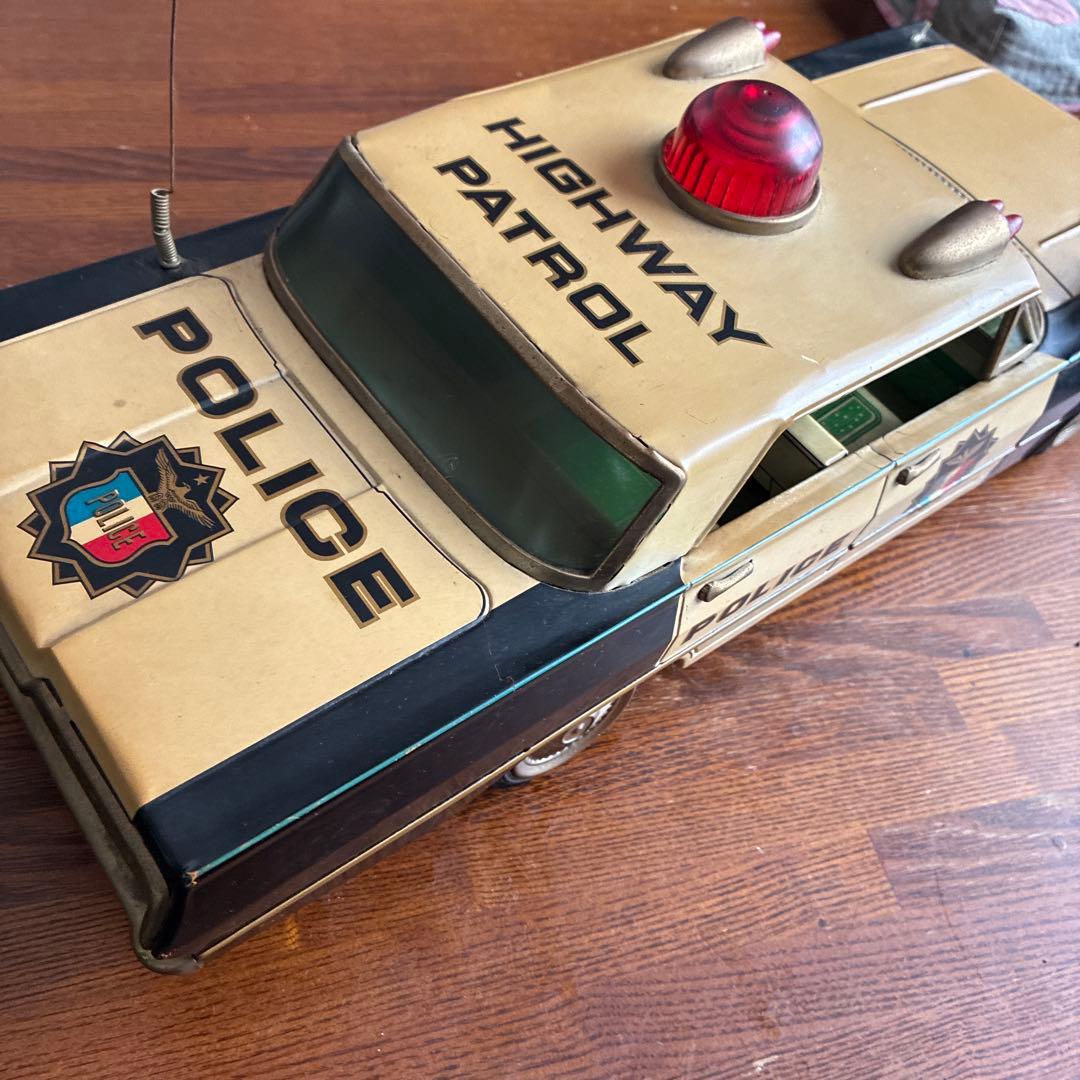 ハイウェイパトロールカー 金属製　（野村）