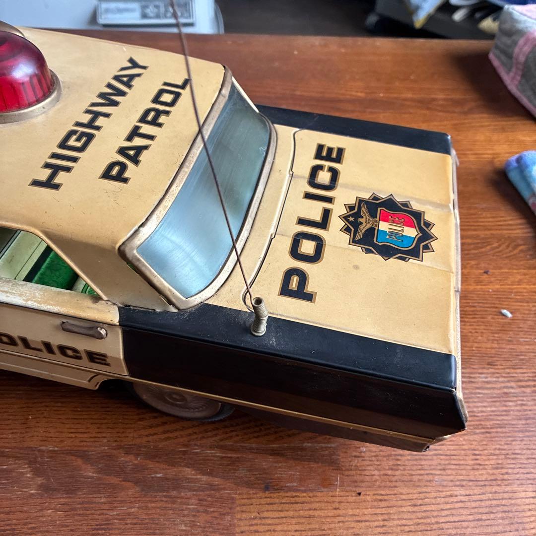 ハイウェイパトロールカー 金属製　（野村）