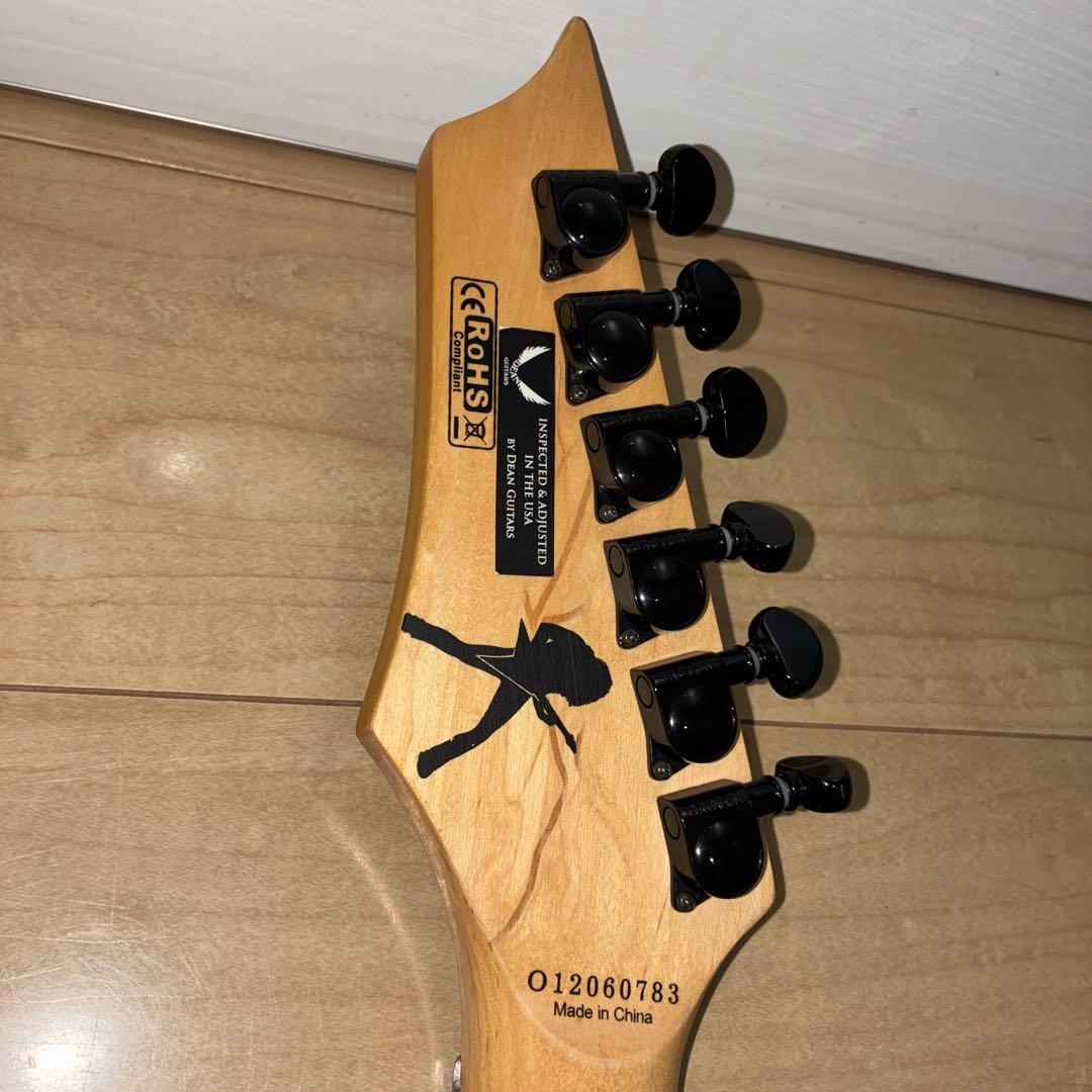 希少DEAN GUITARS Dave Mustaine VMNT