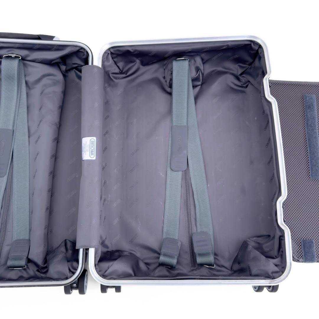 美品 リモワ リンボ 32L 4輪 TSAロック 機内持ち込み キャビン 黒