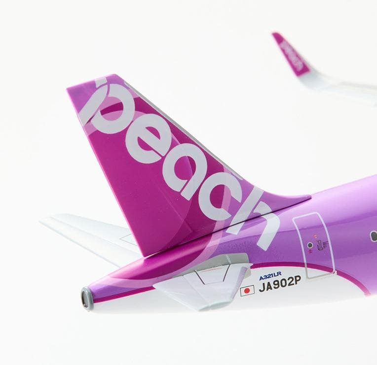 【新品】ピーチ エアバスA321LR モデルプレーン 1/200【匿名】