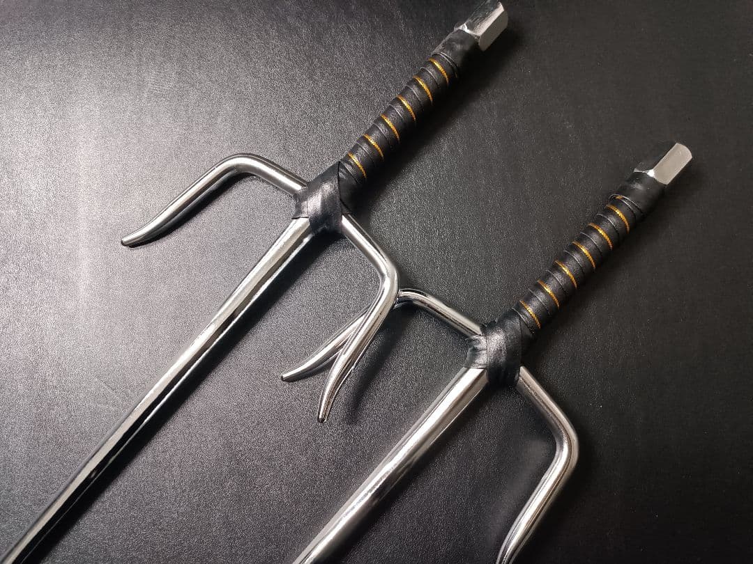 武具　十手　48CM　2本セット　釵　琉球古武術　鉄製　古武道具　サイ　刀剣美術