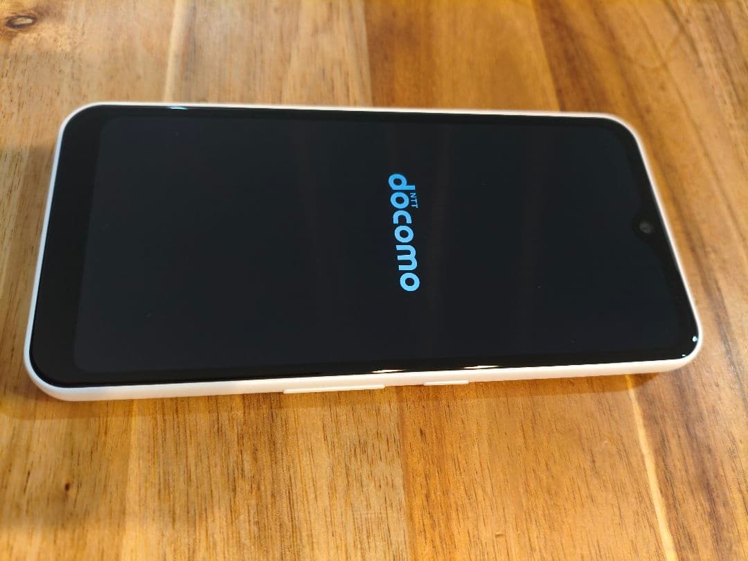 【美品】docomo/arrows We/F-51B/64GB/スマホ