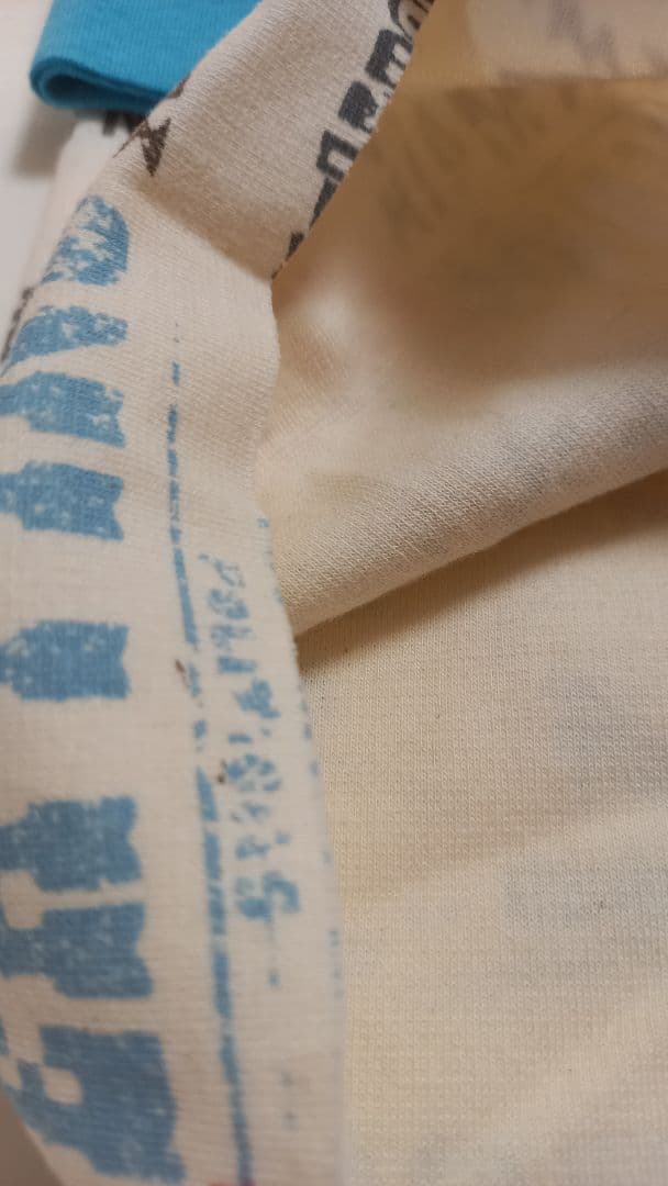 水色系　ポンチニット