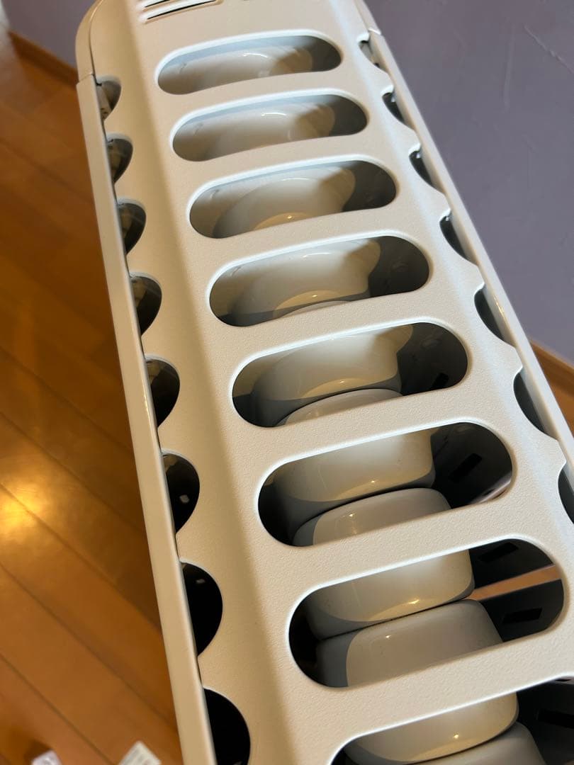 デロンギ　オイルヒーター　ユニカルド