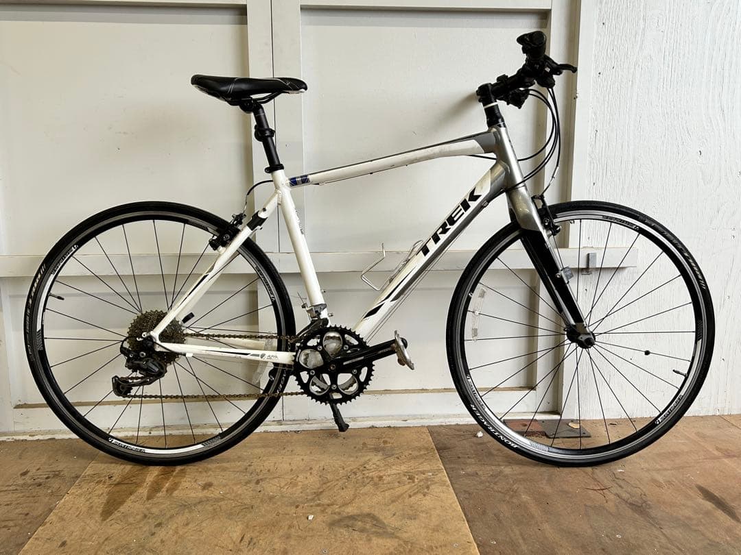 TREK クロスバイク SHIMANO 20段 トレック シマノ