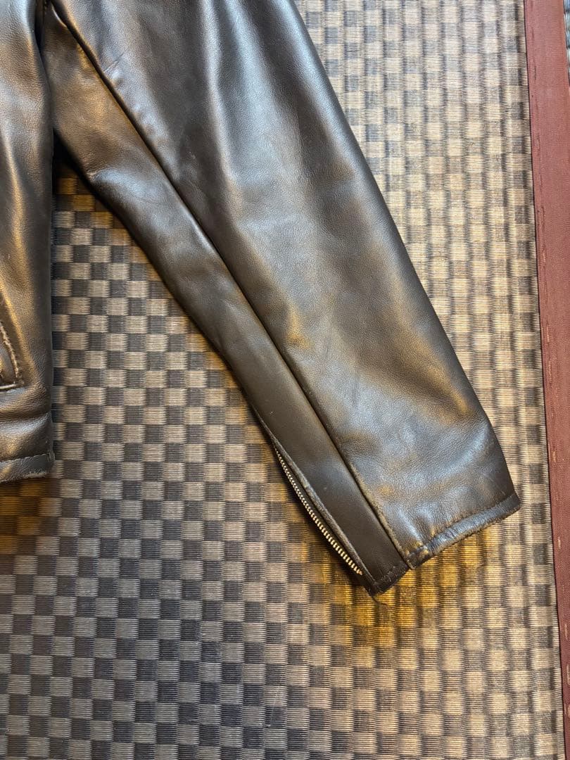 ［金欠により大値幅下げ！早い者勝ち‼️］ Schott シングルライダース　40